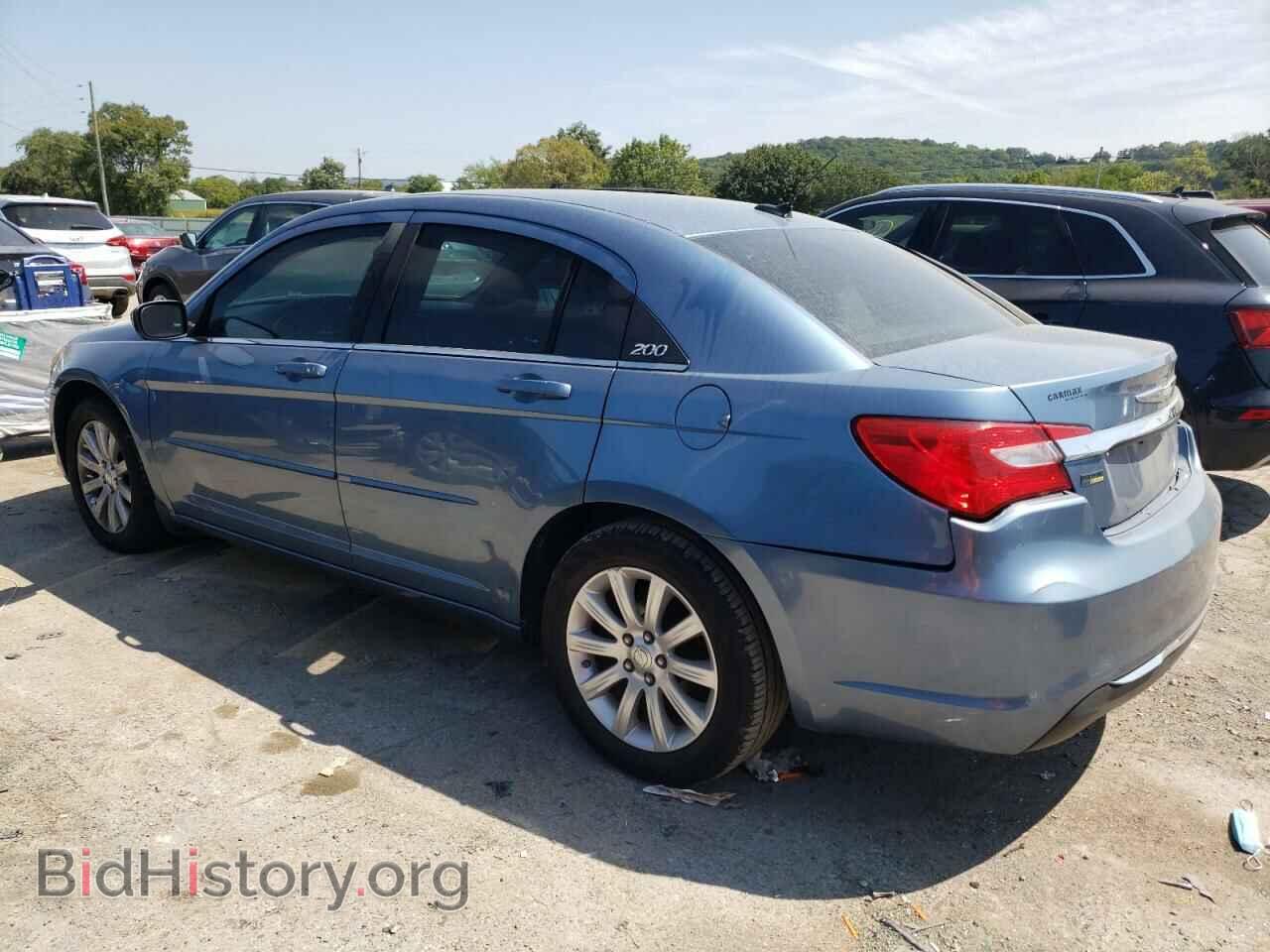 2011 CHRYSLER 200 - VIN: 1C3BC1FG0BN545006 - Фото 2