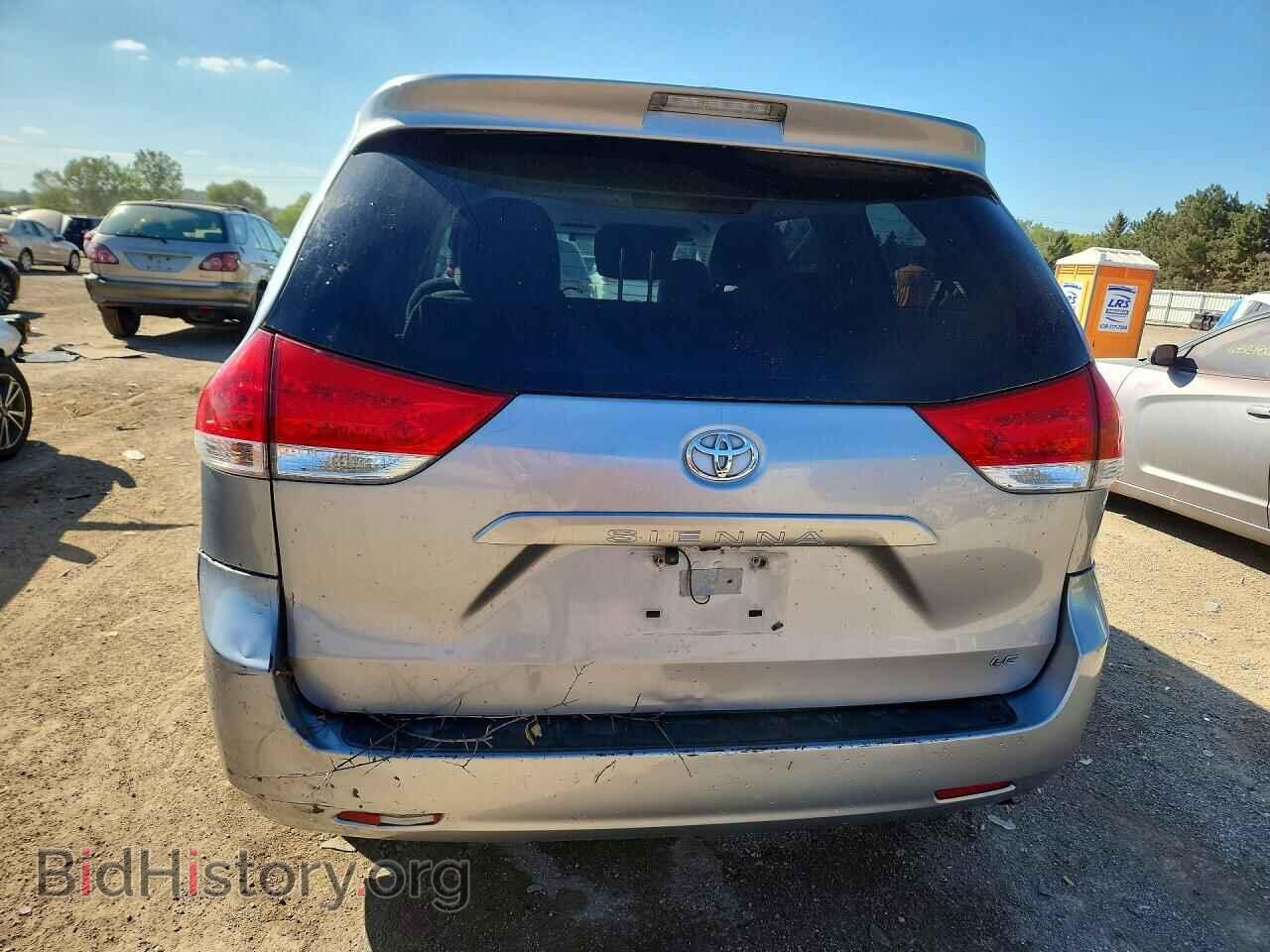 2012 TOYOTA SIENNA - VIN: 5TDKA3DC5CS015543 - Фото 6