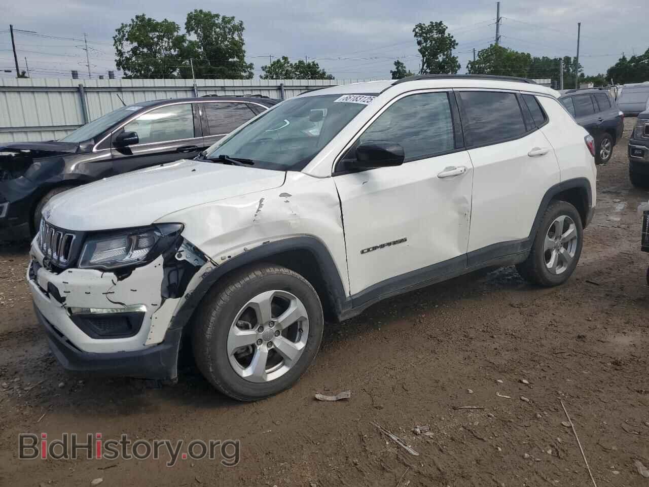 Фотография 3C4NJDBB4MT524656 - JEEP COMPASS 2021