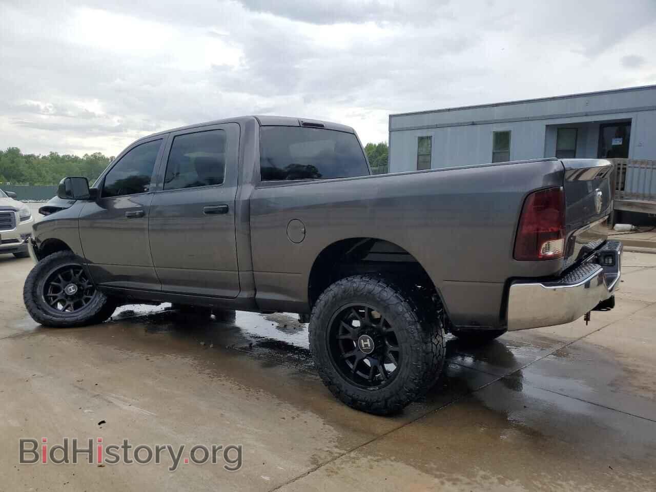 2018 RAM All Models - VIN: 3C6UR5CL1JG419523 - Фото 2