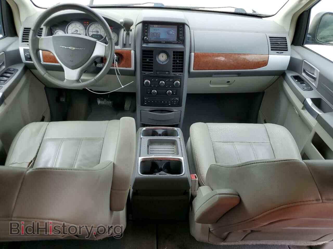 2008 CHRYSLER MINIVAN - VIN: 2A8HR54PX8R600399 - Фото 8