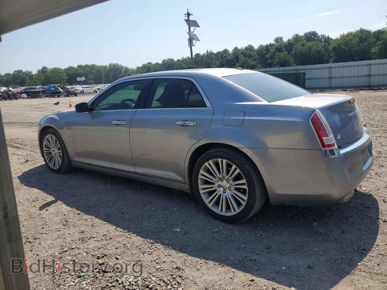 2014 CHRYSLER 300 - VIN: 2C3CCAETXEH382915 - Photo 2