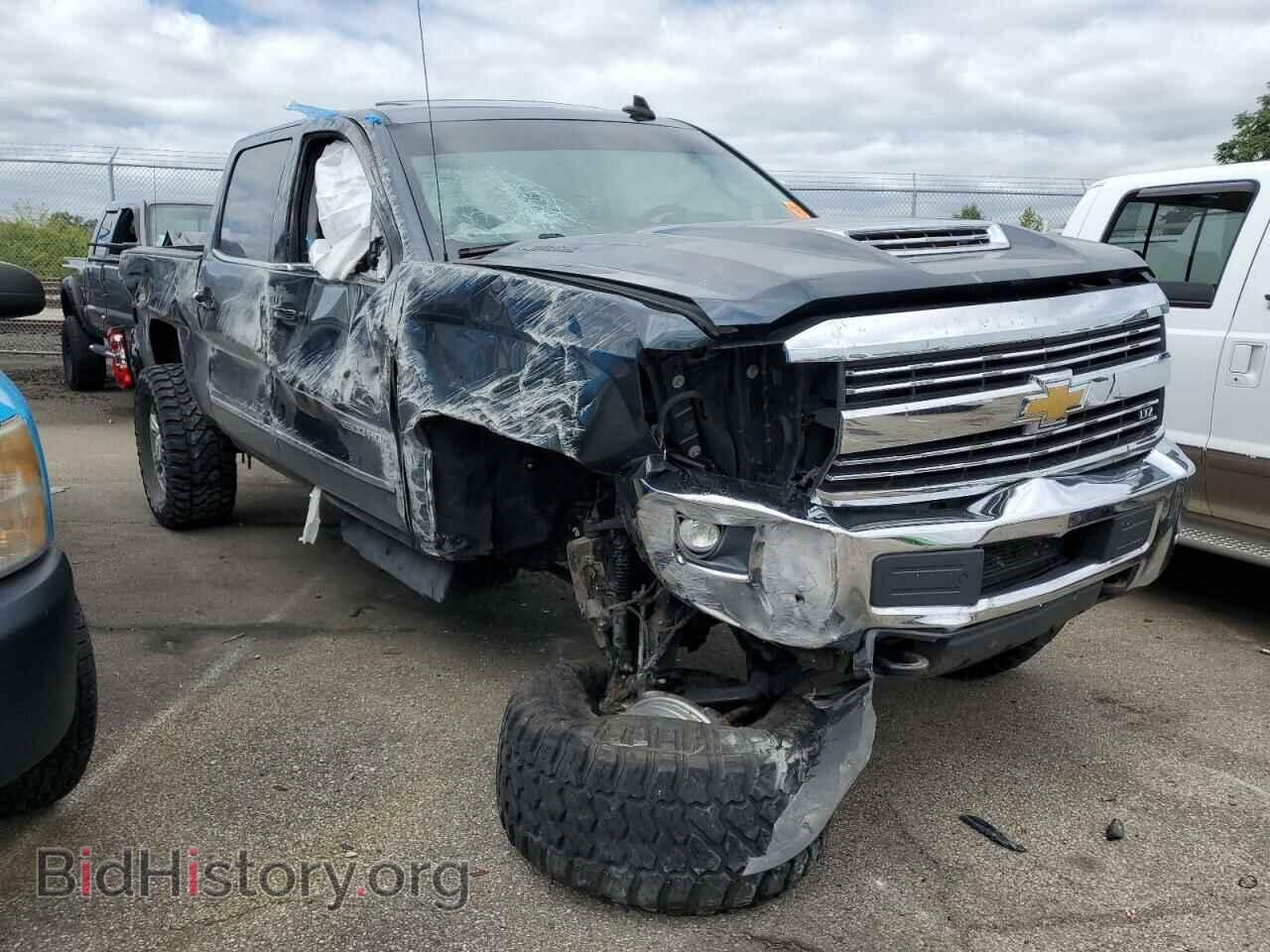 2018 CHEVROLET ALL Models - VIN: 1GC1KWEY5JF102571 - Фото 4