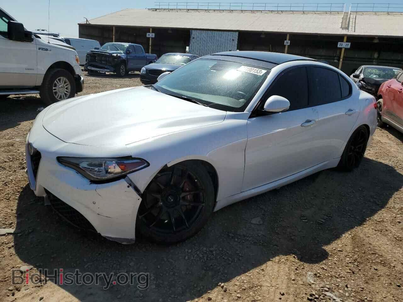 Photo ZARFAECN0H7537360 - ALFA ROMEO GIULIA 2017
