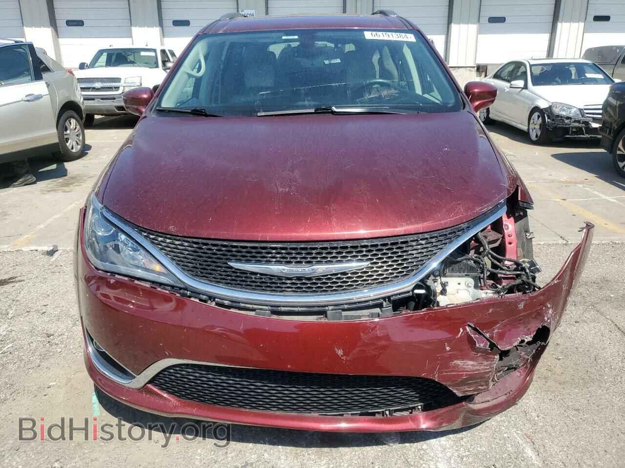 2017 CHRYSLER All Models - VIN: 2C4RC1EG9HR633575 - Фото 5