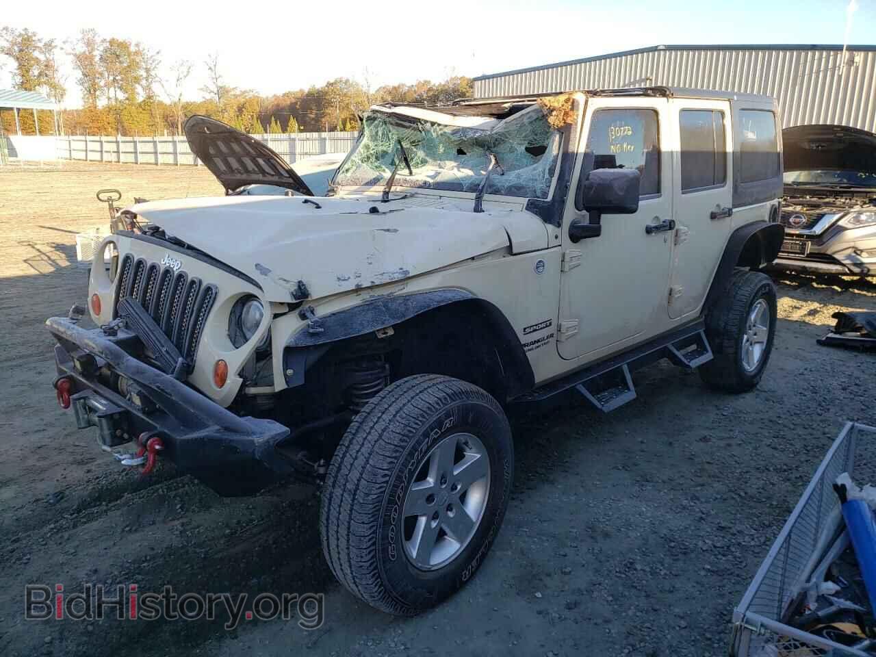2011 JEEP WRANGLER - VIN: 1J4BA3H10BL525964 - Фото 2