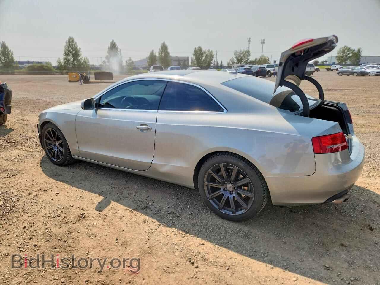 2010 AUDI A5 - VIN: WAULFBFR8AA002049 - Фото 2