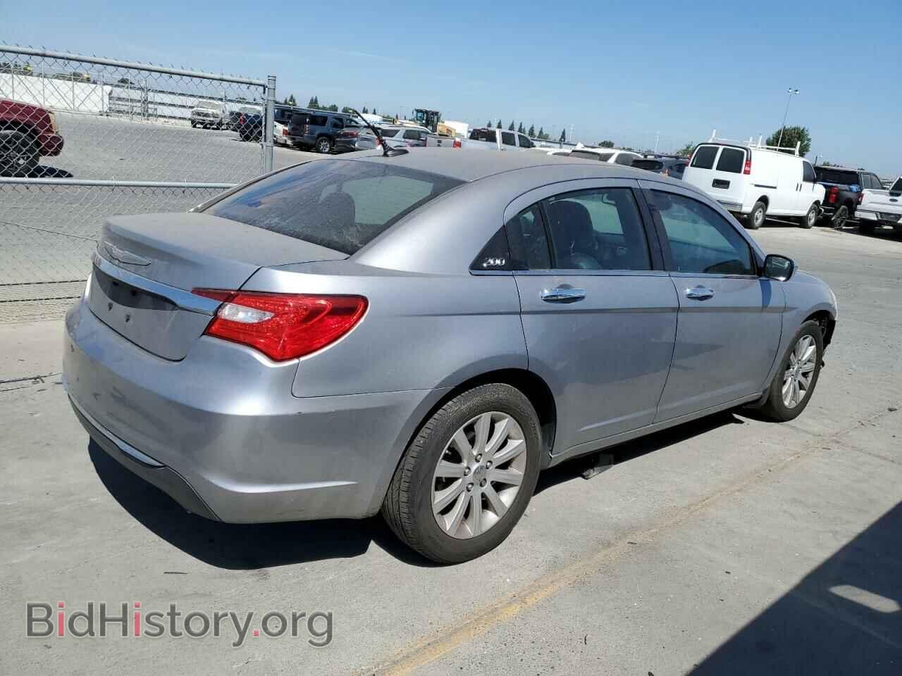 2013 CHRYSLER 200 - VIN: 1C3CCBCG1DN546134 - Фото 3