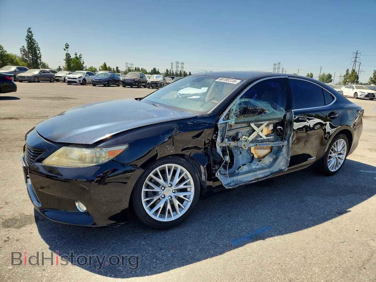 Фотография JTHBW1GG1D2016233 - LEXUS ES300 2013