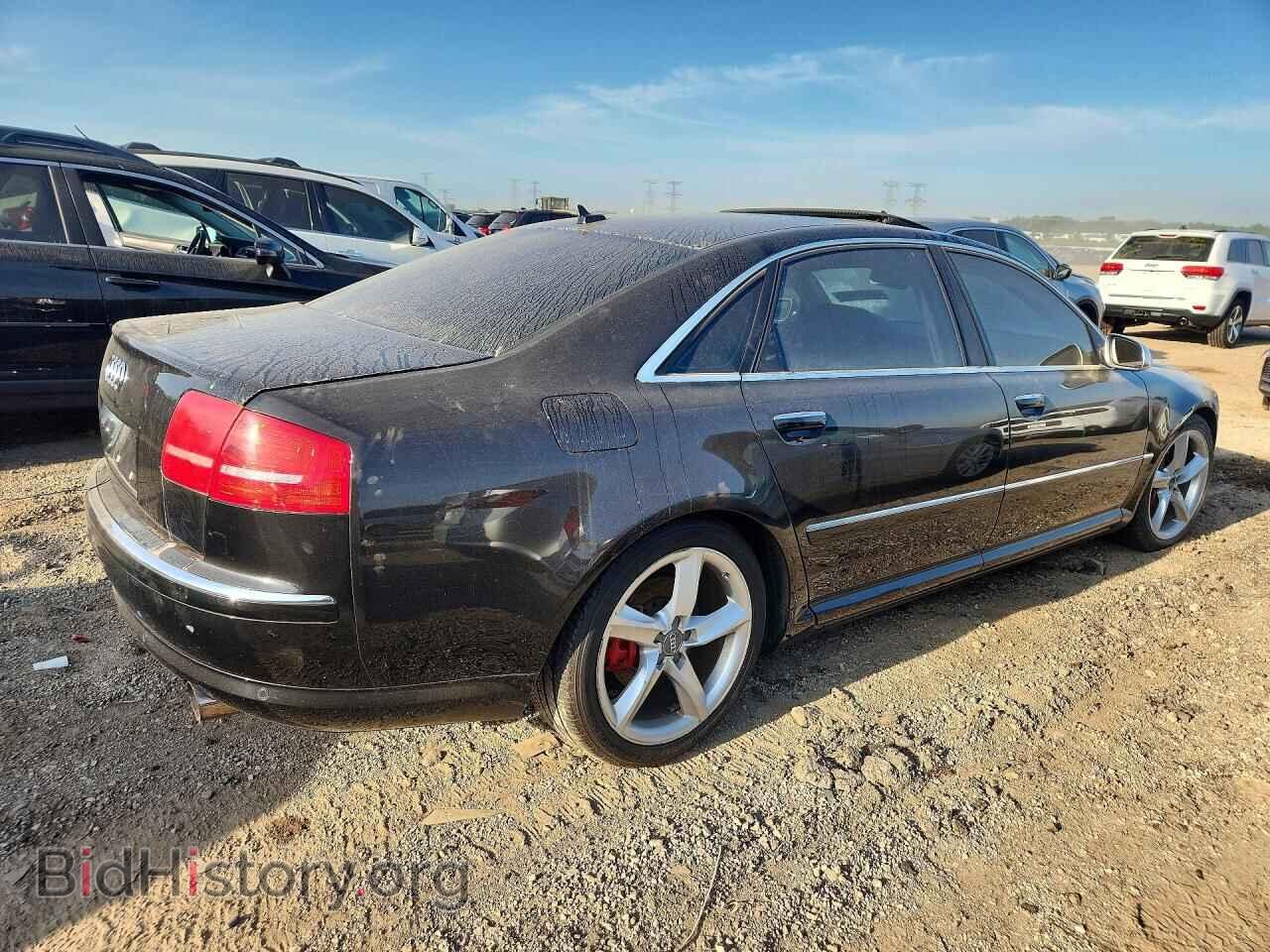 2010 AUDI A8 - VIN: WAURVAFA8AN006631 - Photo 3