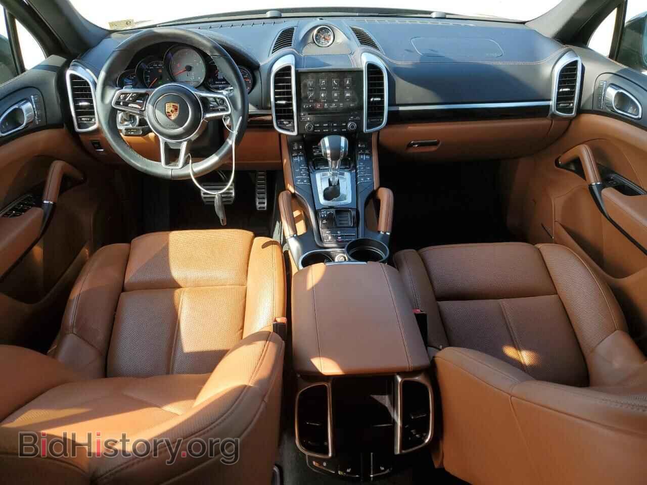 2017 PORSCHE CAYENNE - VIN: WP1AB2A21HLA52272 - Фото 8