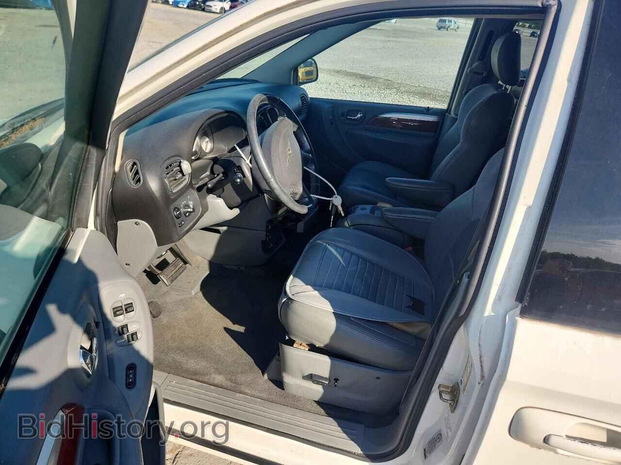 2005 CHRYSLER MINIVAN - VIN: 2C8GP64L25R479390 - Фото 7