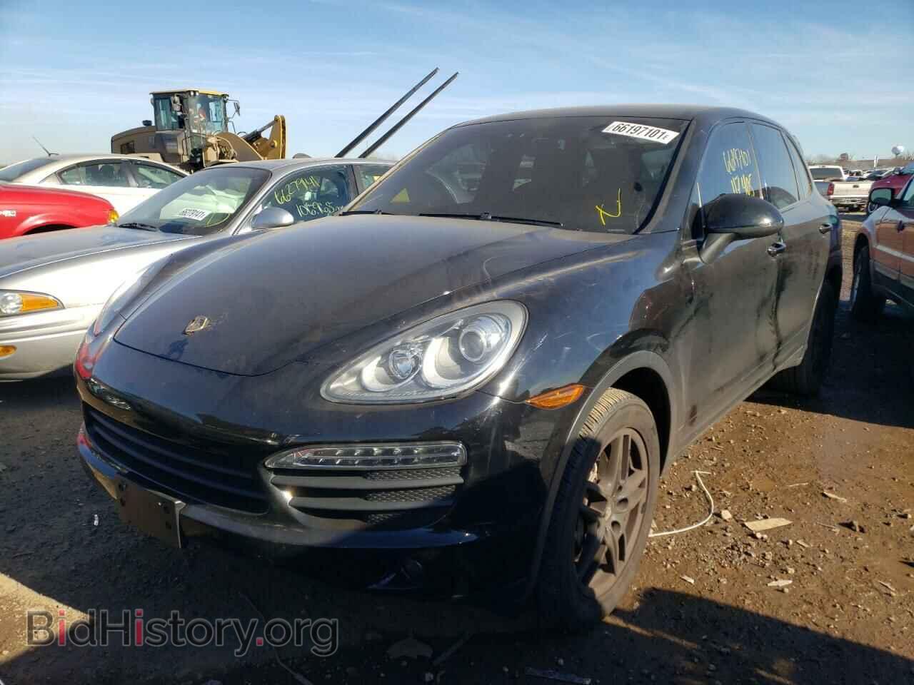 2011 PORSCHE CAYENNE - VIN: WP1AB2A20BLA42565 - Photo 2