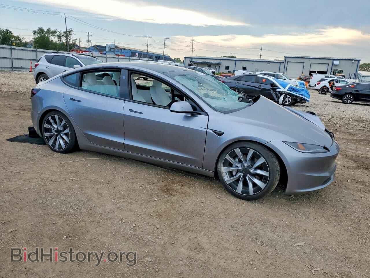 2025 TESLA MODEL 3 - VIN: 5YJ3E1EA2SF076605 - Photo 4