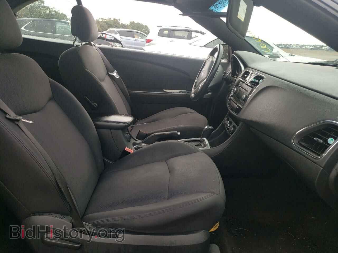 2012 CHRYSLER 200 - VIN: 1C3BCBEB0CN218747 - Фото 5