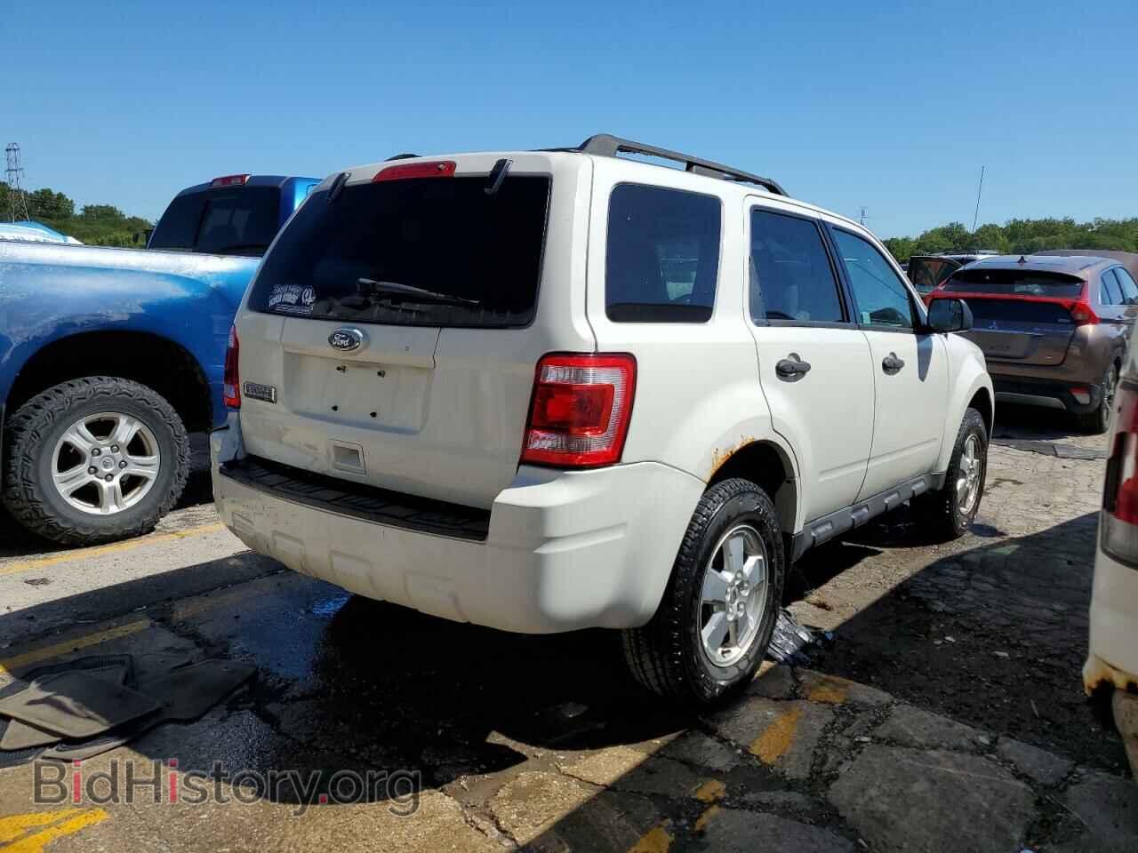 2012 FORD ESCAPE - VIN: 1FMCU0D79CKC38121 - Фото 3