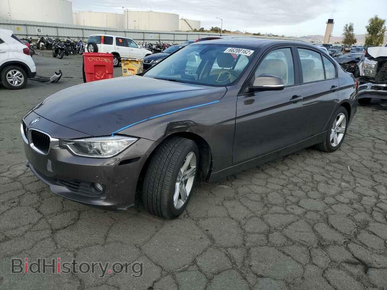 2012 BMW 3 SERIES - VIN: WBA3A5C53CF342328 - Фото 2