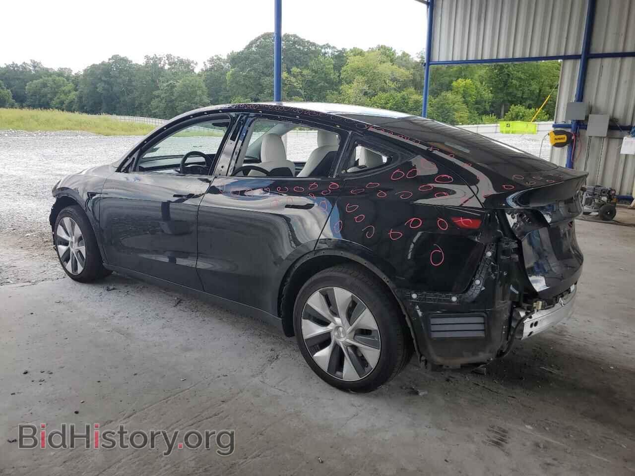 2023 TESLA MODEL Y - VIN: 7SAYGAEE6PF792033 - Фото 2