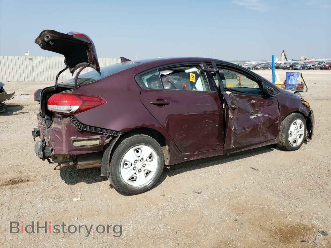 2017 KIA FORTE - VIN: 3KPFK4A78HE084398 - Photo 3