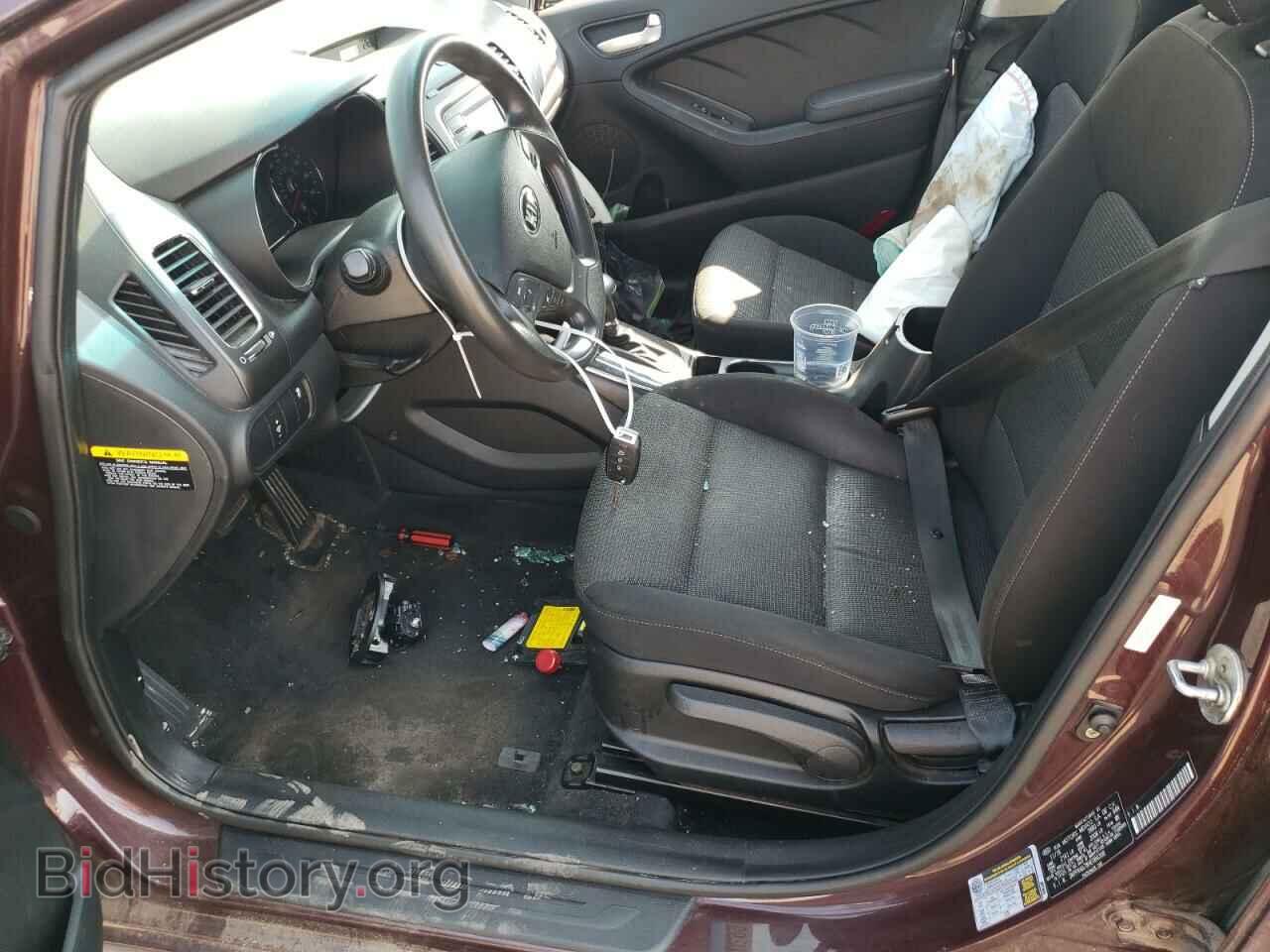 2017 KIA FORTE - VIN: 3KPFK4A78HE084398 - Photo 7