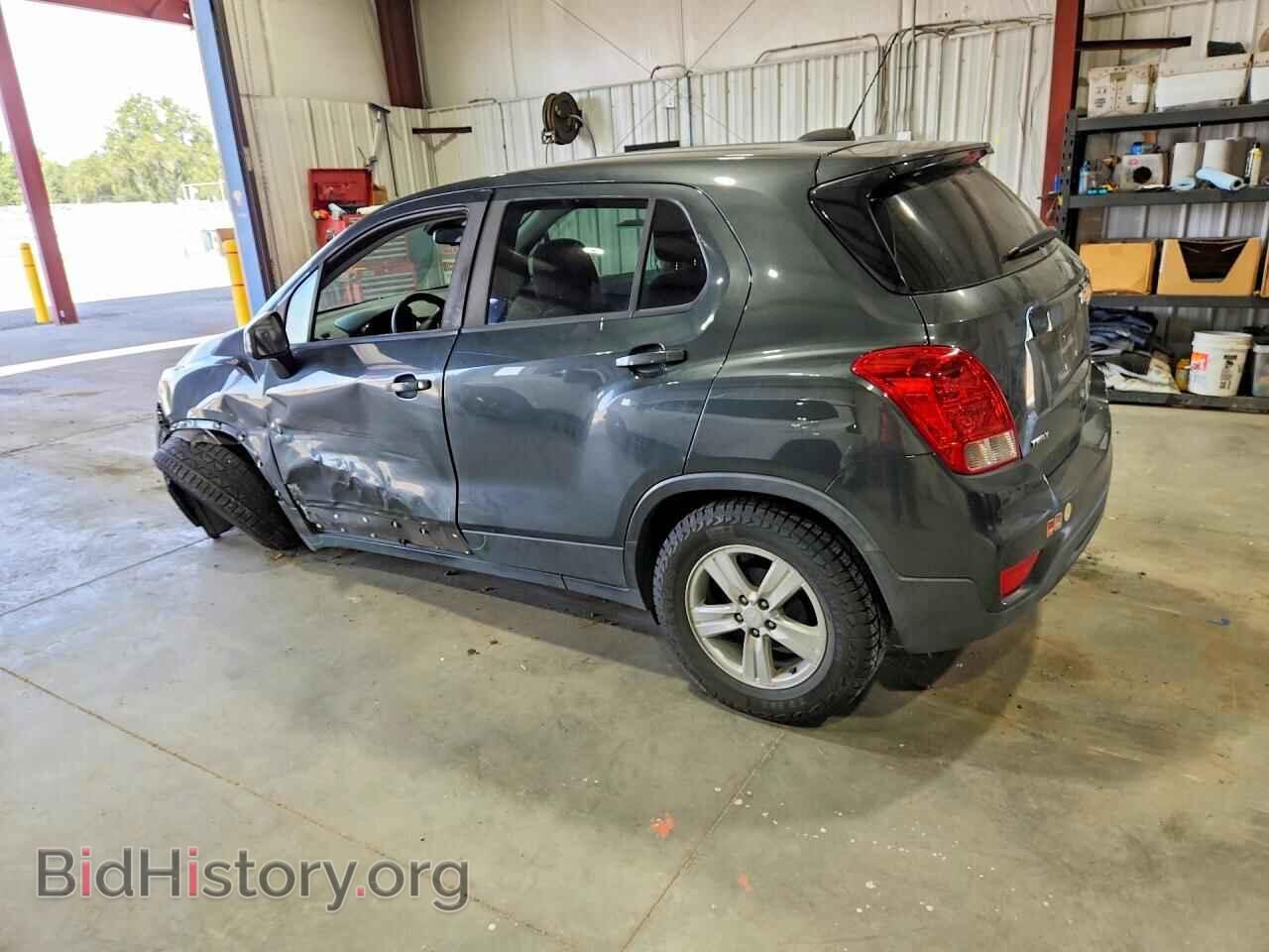 2019 CHEVROLET TRAX - VIN: 3GNCJKSB3KL191883 - Photo 2