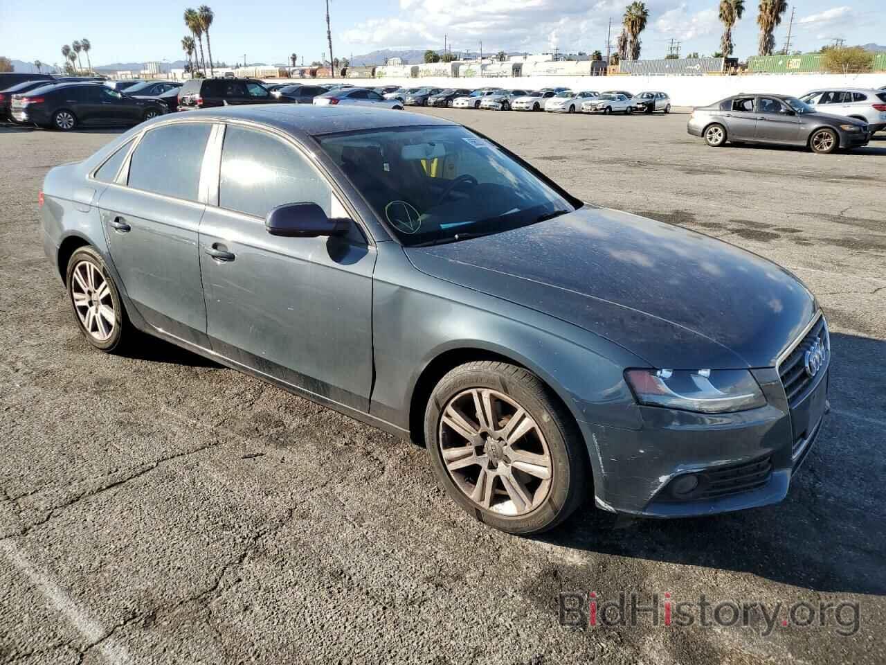 Photo WAUAFAFL0AN062803 - AUDI A4 2010