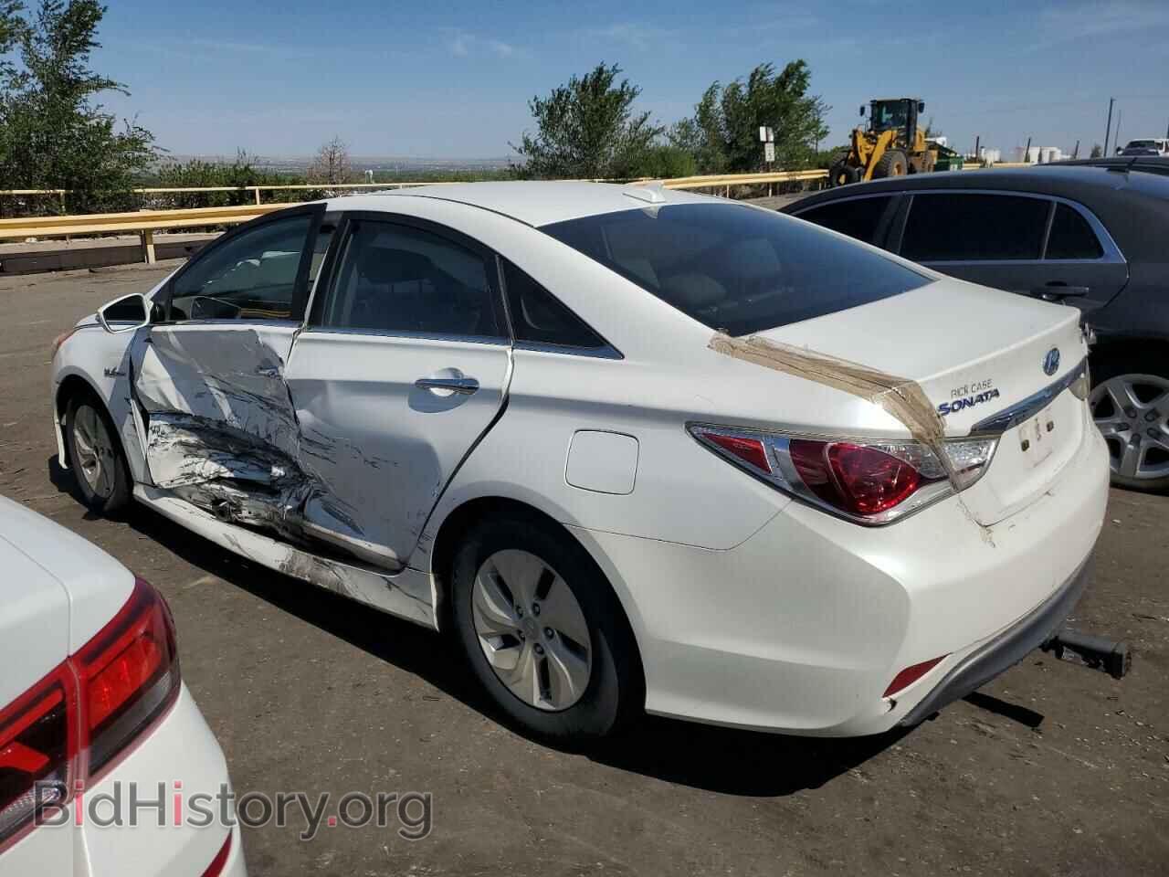 2014 HYUNDAI SONATA - VIN: KMHEC4A48EA114377 - Фото 2