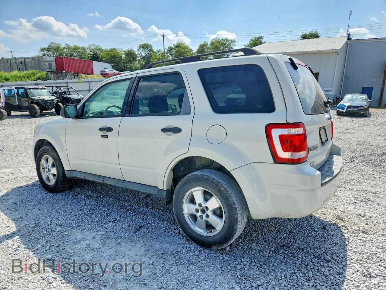 2010 FORD ESCAPE - VIN: 1FMCU0DG3AKC42484 - Фото 2