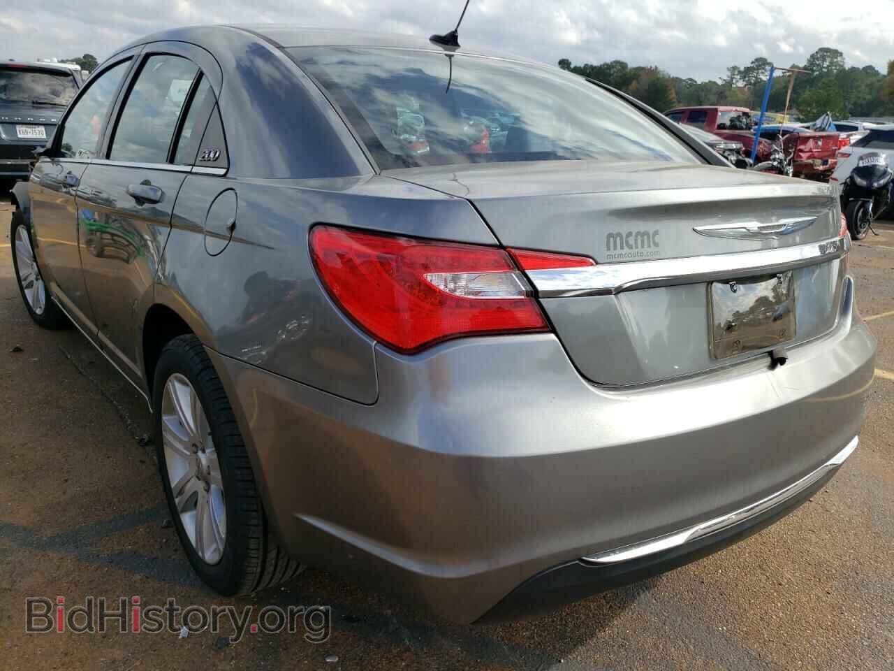 2013 CHRYSLER 200 - VIN: 1C3CCBAB1DN704513 - Фото 3
