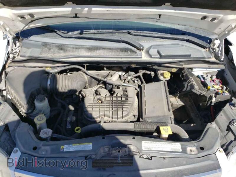 2011 Chrysler MINIVAN (VIN 2A4RR5DG7BR702479) — photo 7 of 10