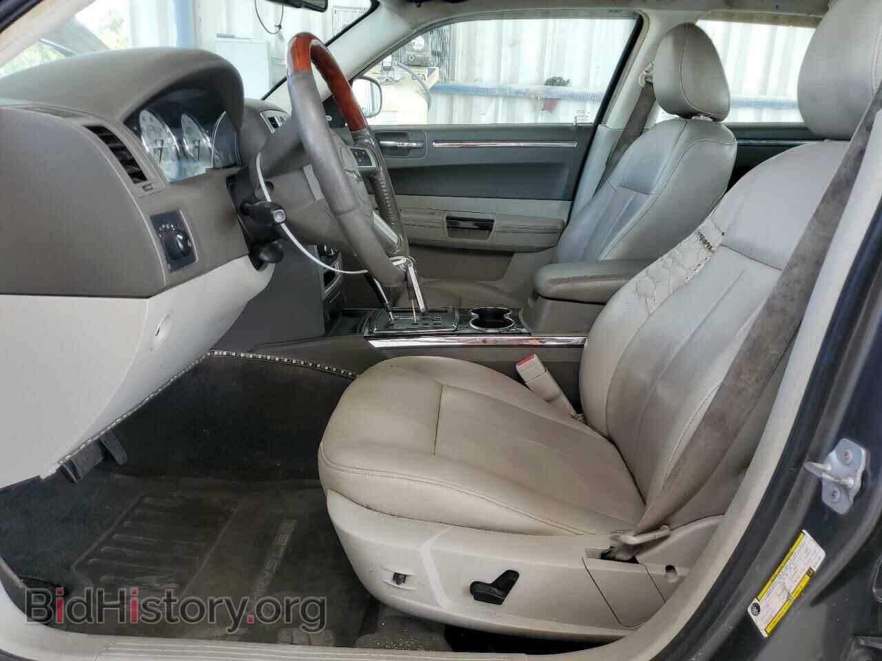 2008 CHRYSLER 300 - VIN: 2C3LK33G88H121128 - Фото 7