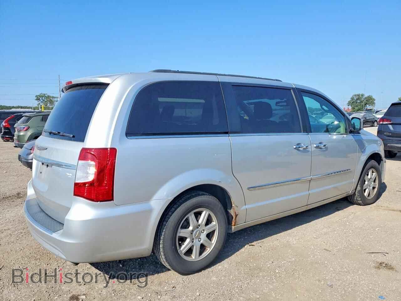 2011 CHRYSLER MINIVAN - VIN: 2A4RR5DG3BR712345 - Photo 3