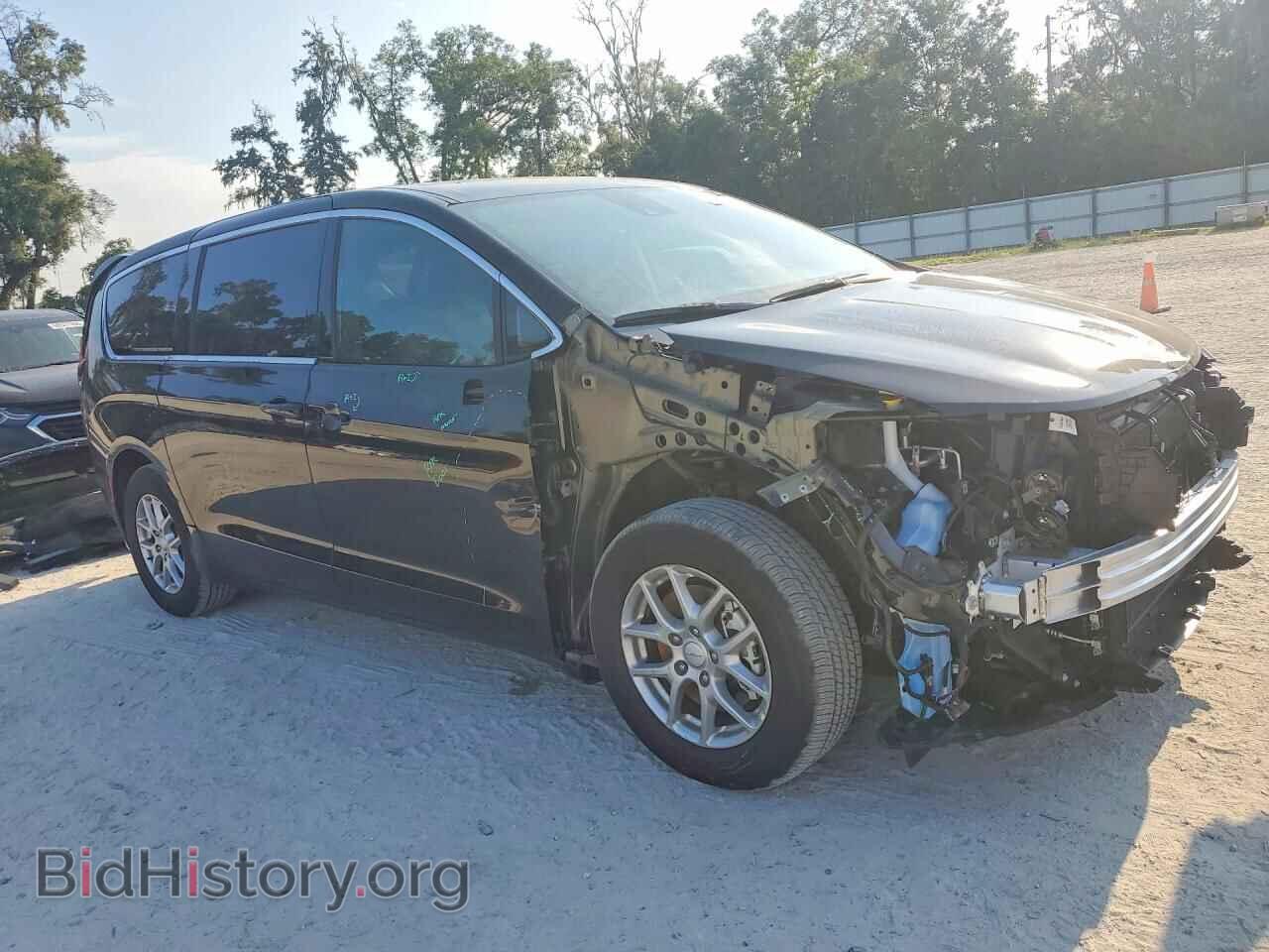 2027 CHRYSLER PACIFICA - VIN: 2C4RC1BG0VR590180 - Photo 4