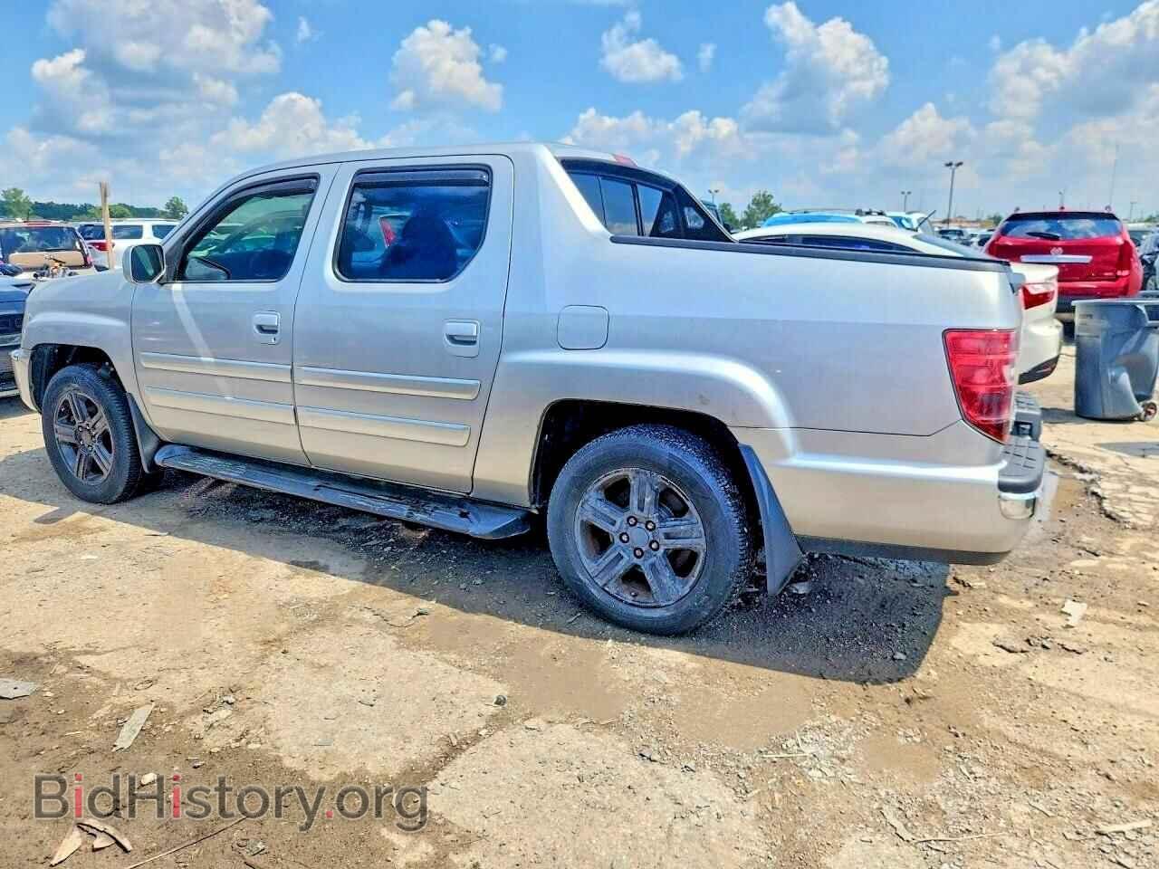 2011 HONDA RIDGELINE - VIN: 5FPYK1F56BB004099 - Photo 2