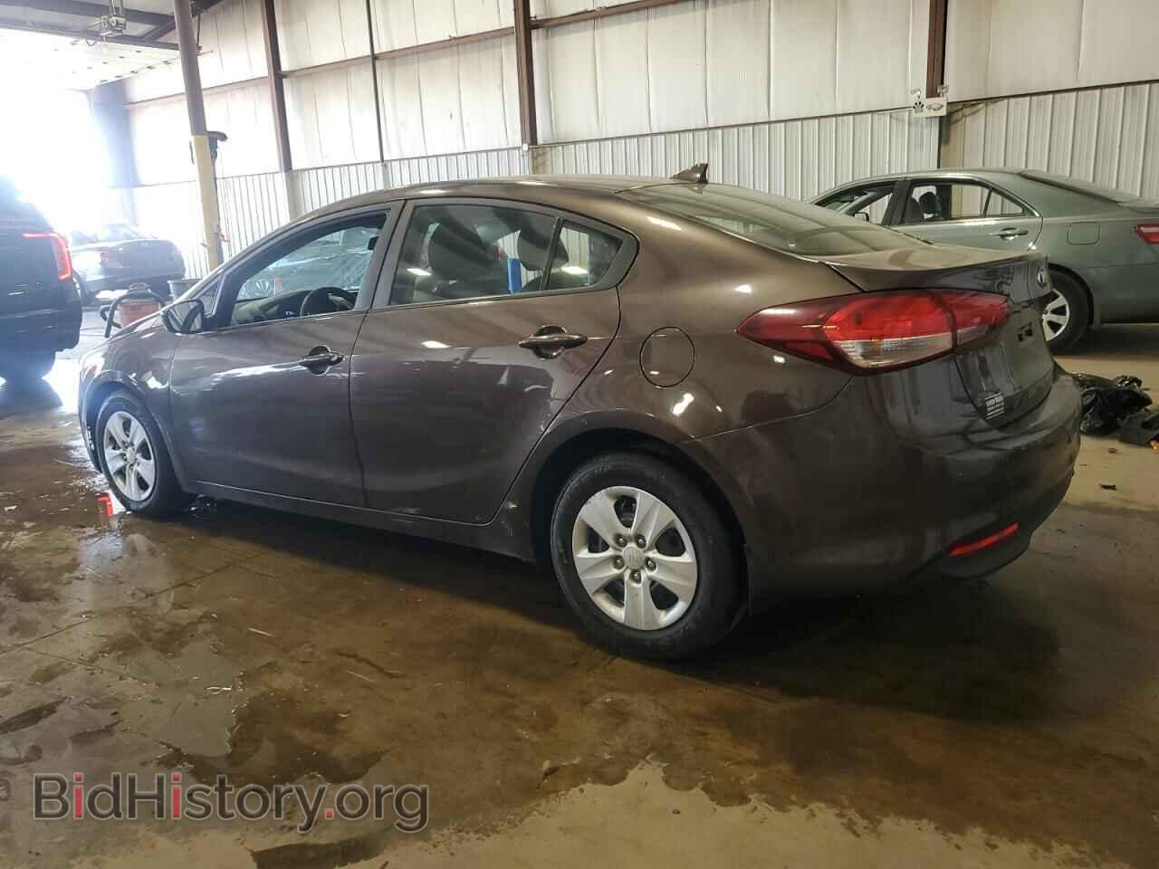 2017 KIA FORTE - VIN: 3KPFK4A78HE077824 - Фото 2