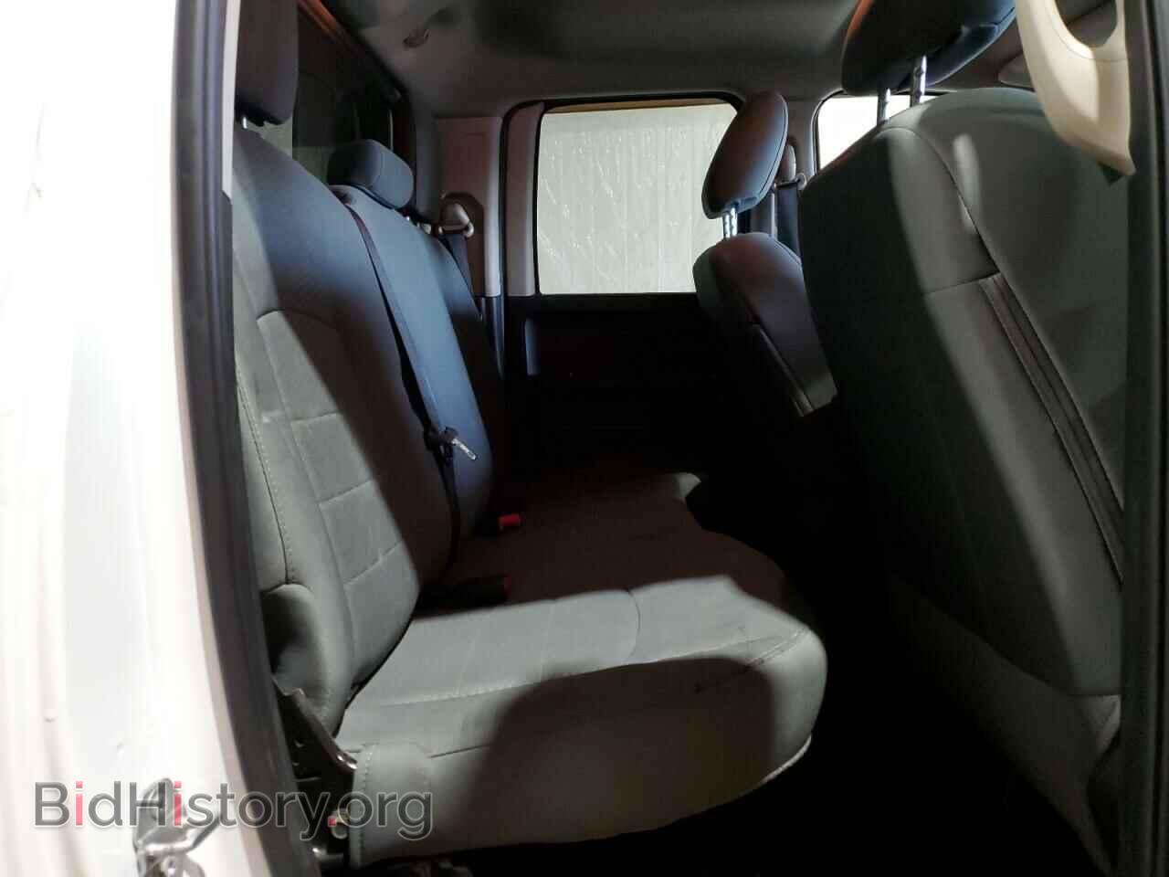 2018 RAM 1500 - VIN: 1C6RR7FG2JS212065 - Фото 10