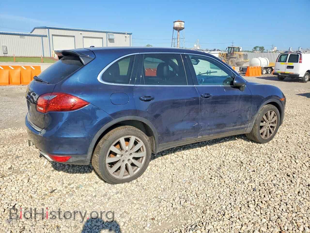 2011 PORSCHE CAYENNE - VIN: WP1AB2A26BLA47754 - Photo 3