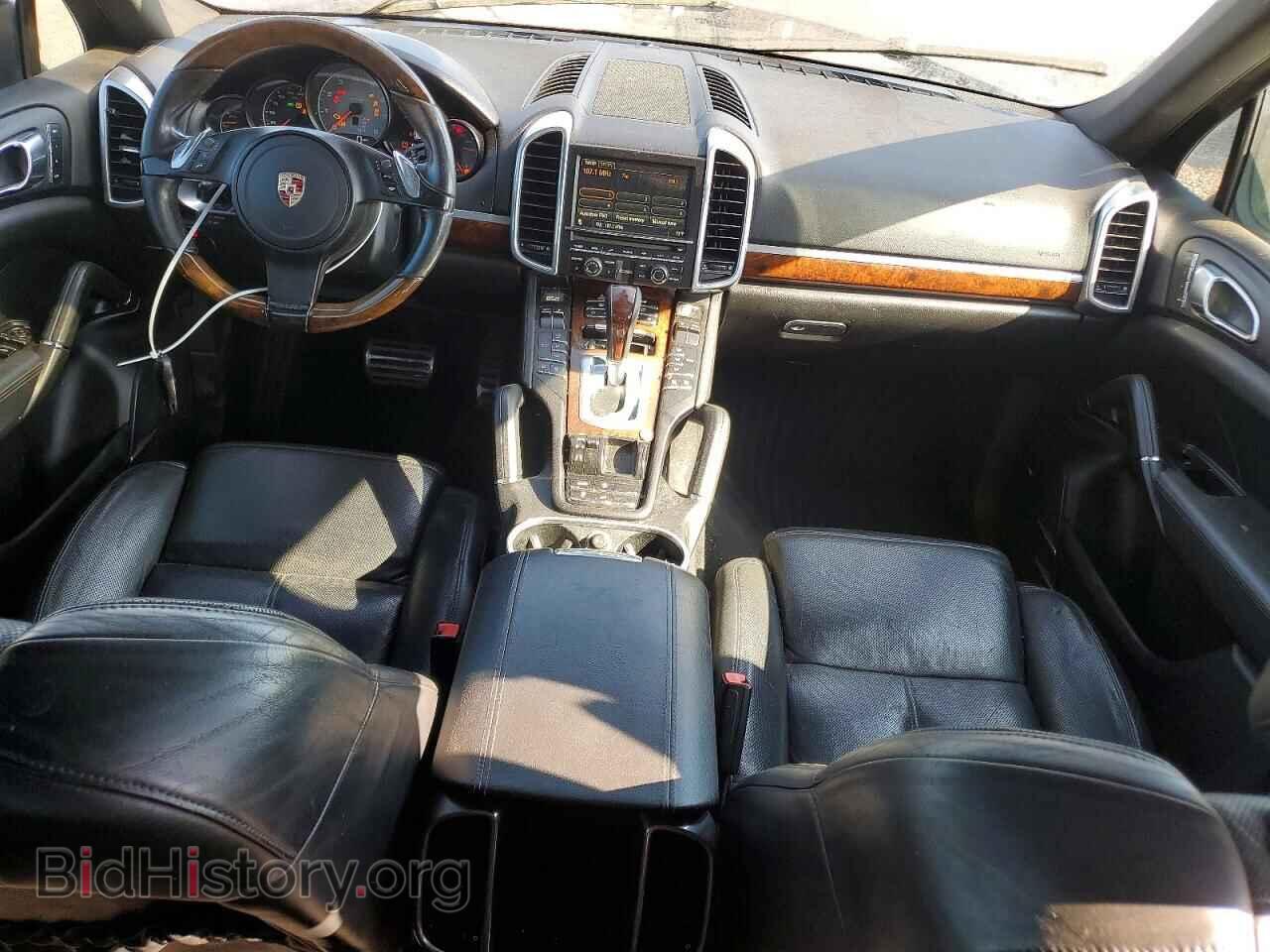 2011 PORSCHE CAYENNE - VIN: WP1AB2A26BLA47754 - Photo 8