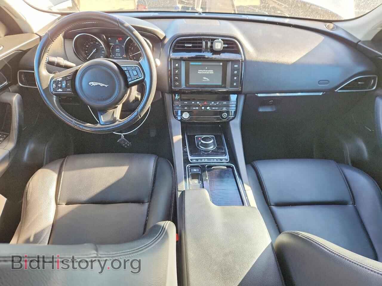 2018 JAGUAR F-PACE - VIN: SADCJ2FX6JA264642 - Фото 8