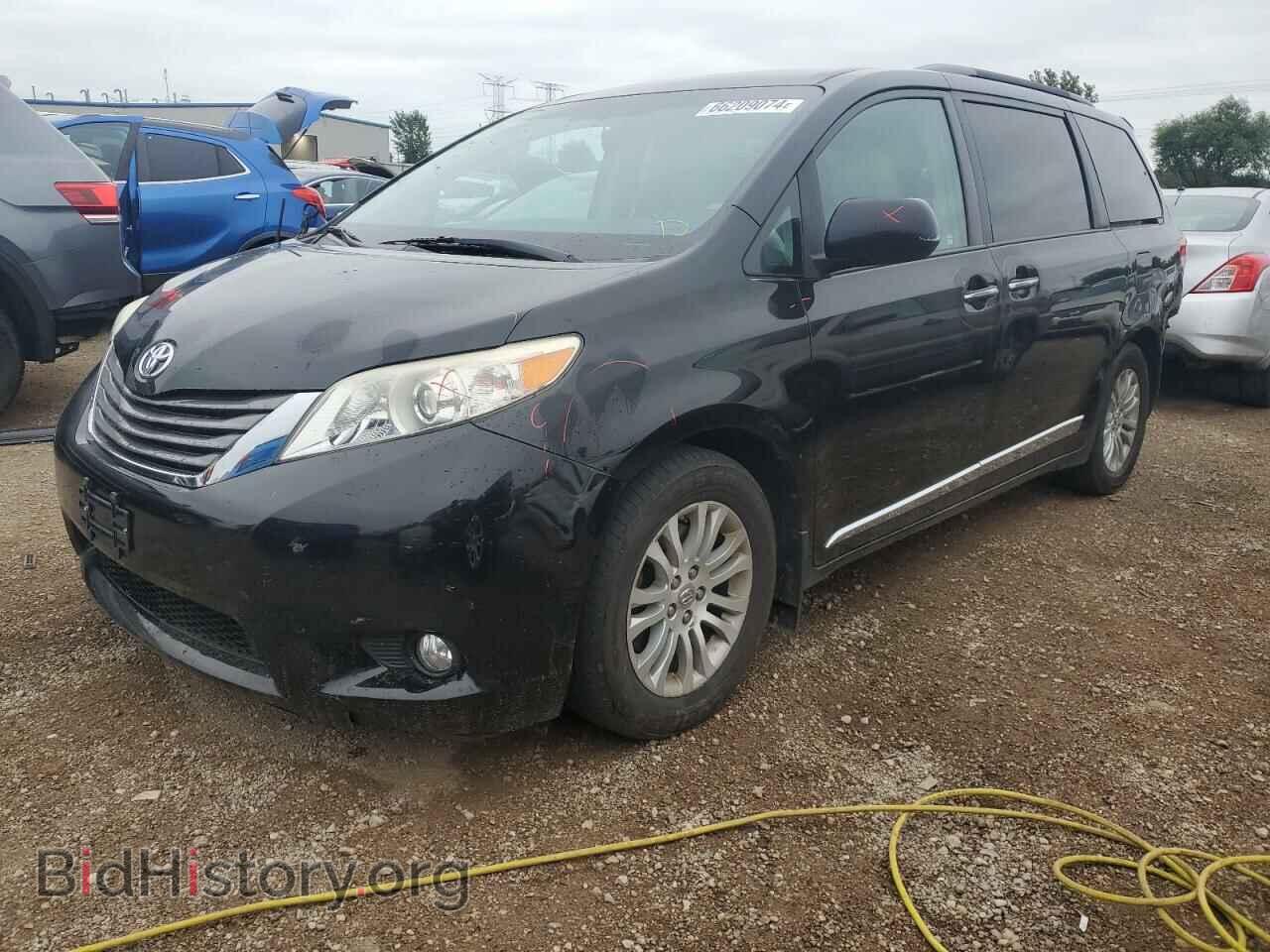 Photo 5TDYK3DC2CS239389 - TOYOTA All Models 2012