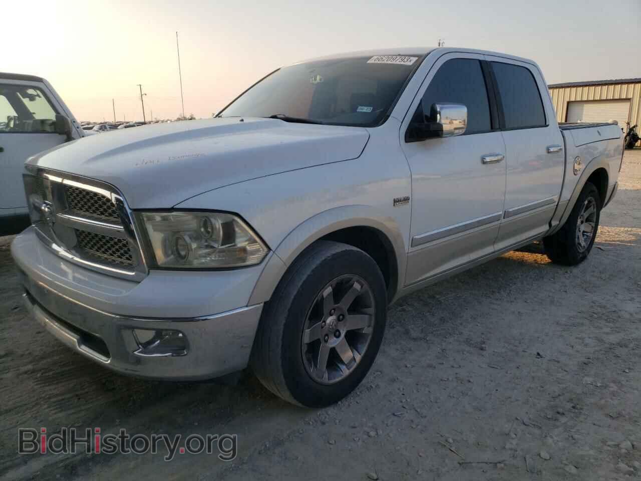 Photo 1D7RB1CT4AS165221 - DODGE All Models 2010
