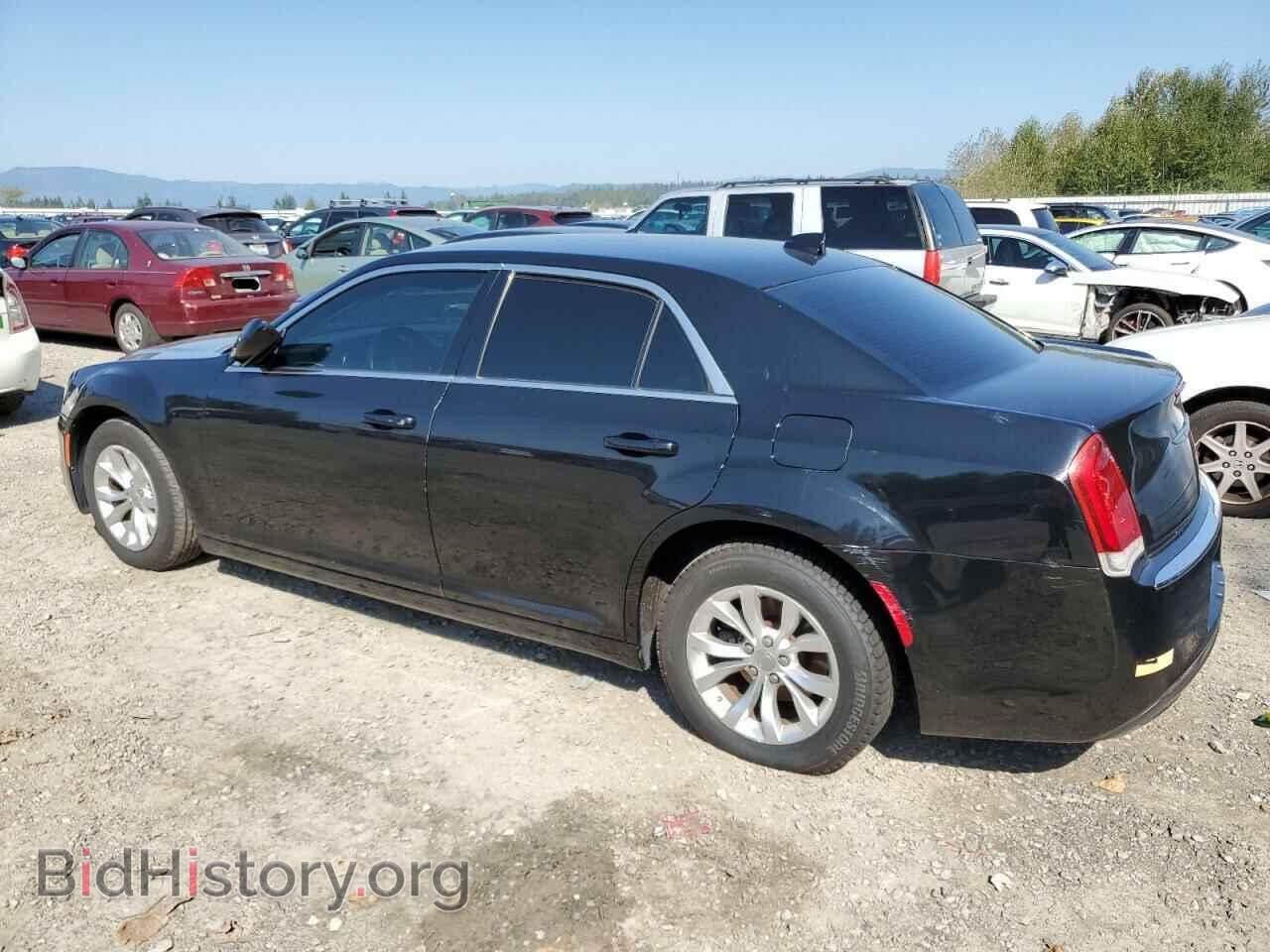2015 CHRYSLER 300 - VIN: 2C3CCAAG7FH807324 - Фото 2