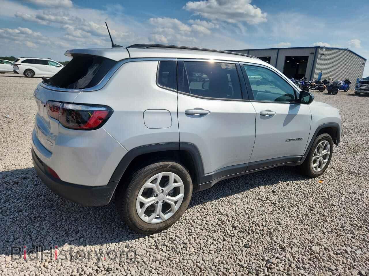2024 JEEP COMPASS - VIN: 3C4NJDBN4RT119057 - Фото 3