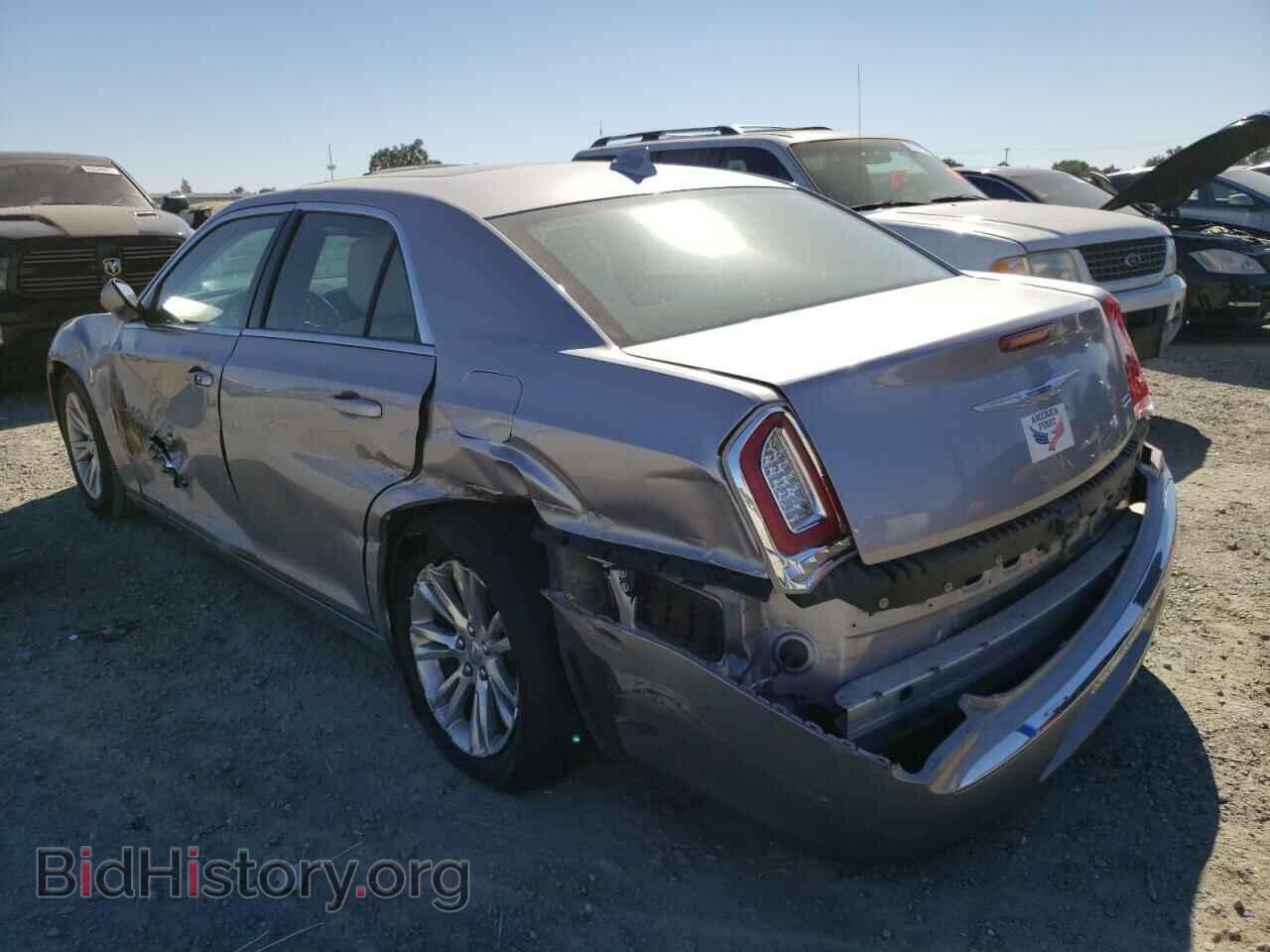 2017 CHRYSLER 300 - VIN: 2C3CCAAG6HH570456 - Фото 2