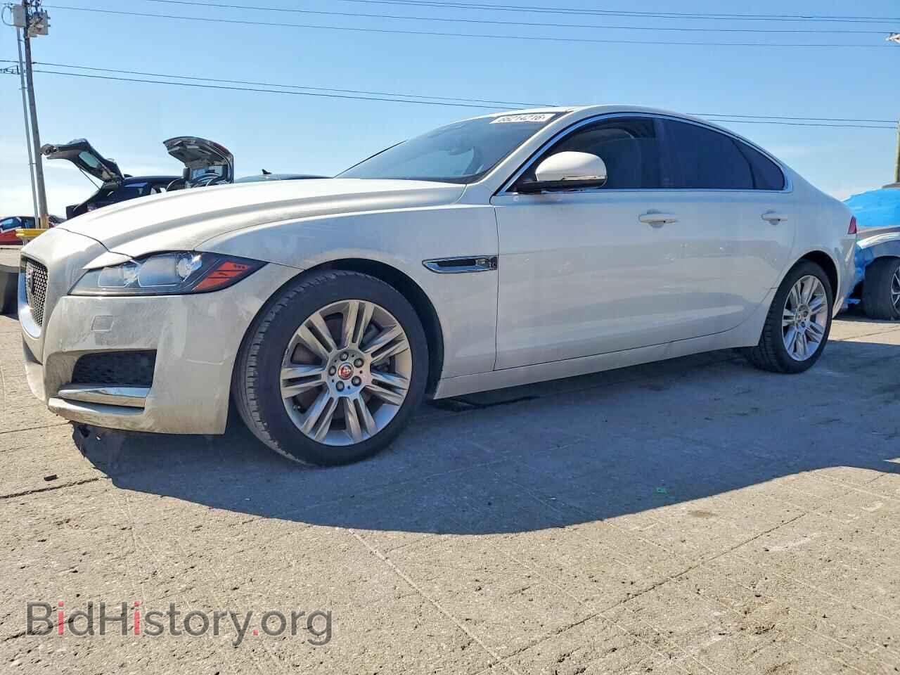 Фотография SAJBD4BV6HCY45184 - JAGUAR XF 2017