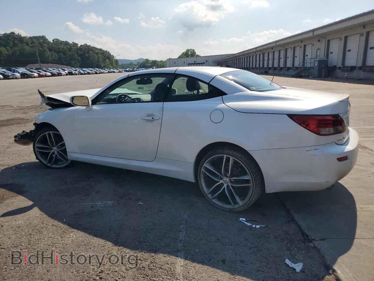 2010 LEXUS IS - VIN: JTHFF2C22A2506015 - Photo 2