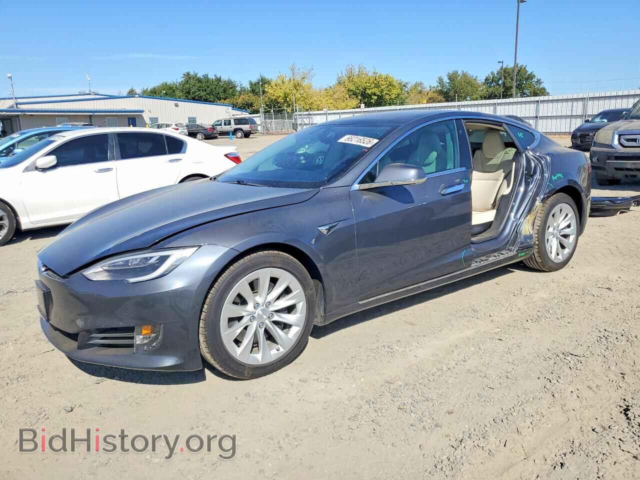Photo 5YJSA1E23KF302151 - TESLA MODEL S 2019