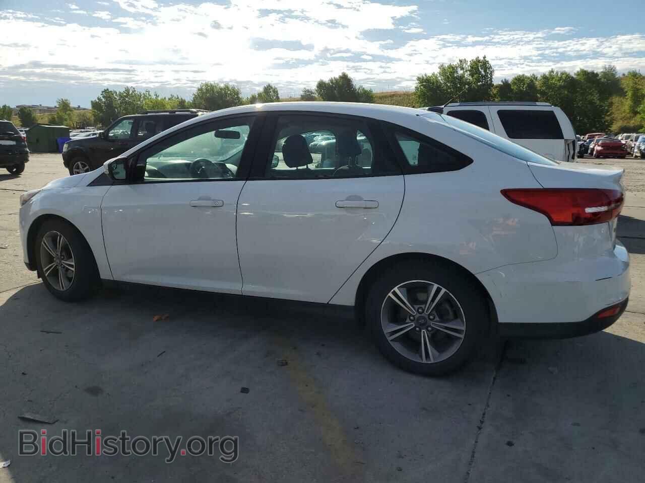 2017 FORD FOCUS - VIN: 1FADP3FE9HL295813 - Photo 2