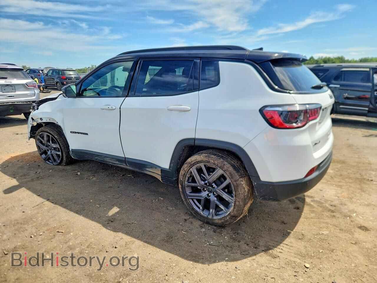 2026 JEEP COMPASS - VIN: 3C4NJDCN5TT177443 - Photo 2