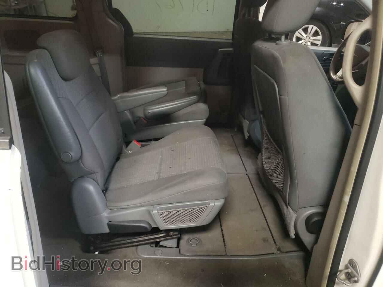 2010 CHRYSLER MINIVAN - VIN: 2A4RR4DE6AR257689 - Фото 6